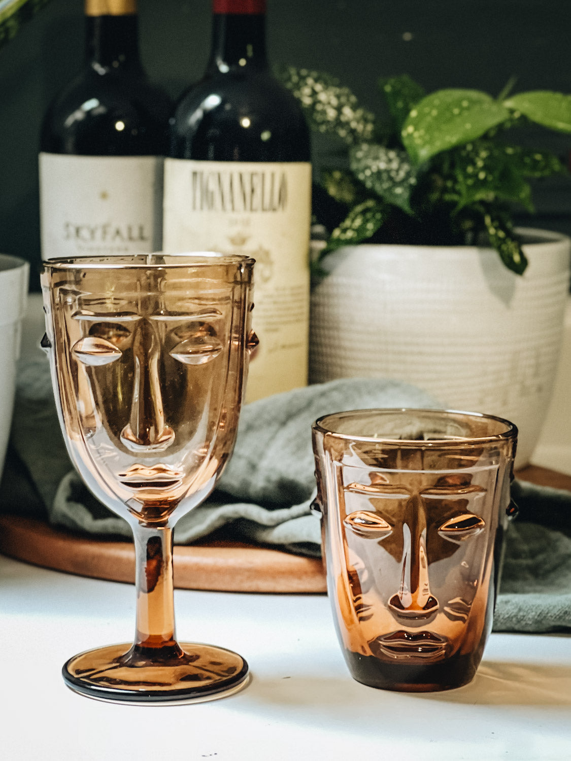 Visage Wine Glass